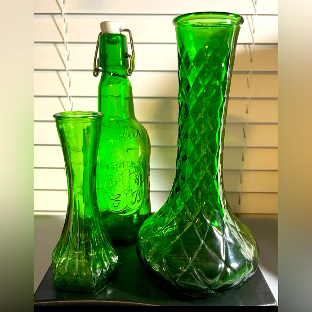 3 piece glass collection w vintage Hoosier vases